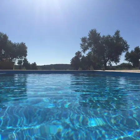 Βίλα In With Pool