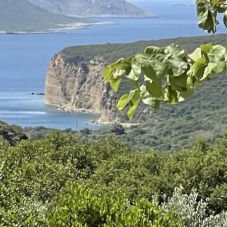 Stunning Sea-view With Pool In וילה *
