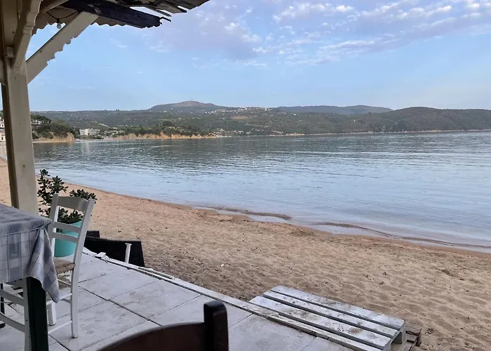 In With Pool Βίλα Καμάρια