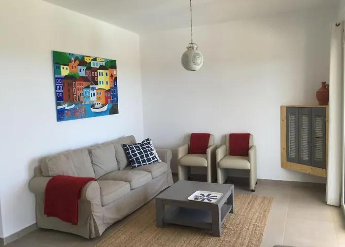 In With Pool Βίλα *