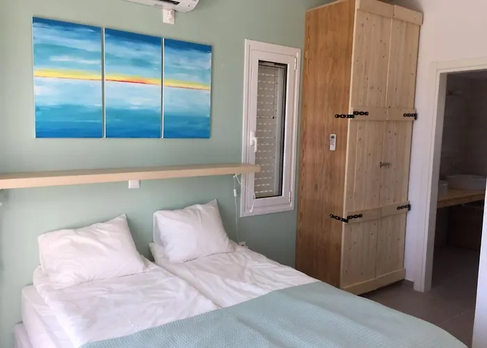 Βίλα In With Pool